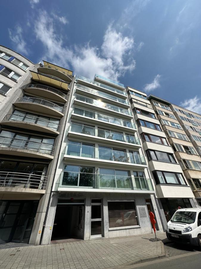 St James - Park View - High End Appartement ออสเทนด์ ภายนอก รูปภาพ